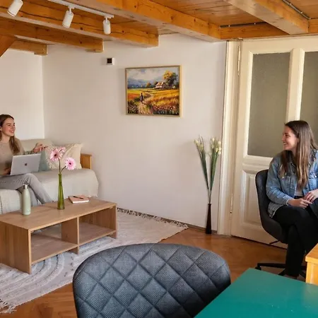 Transylvania Apartman *